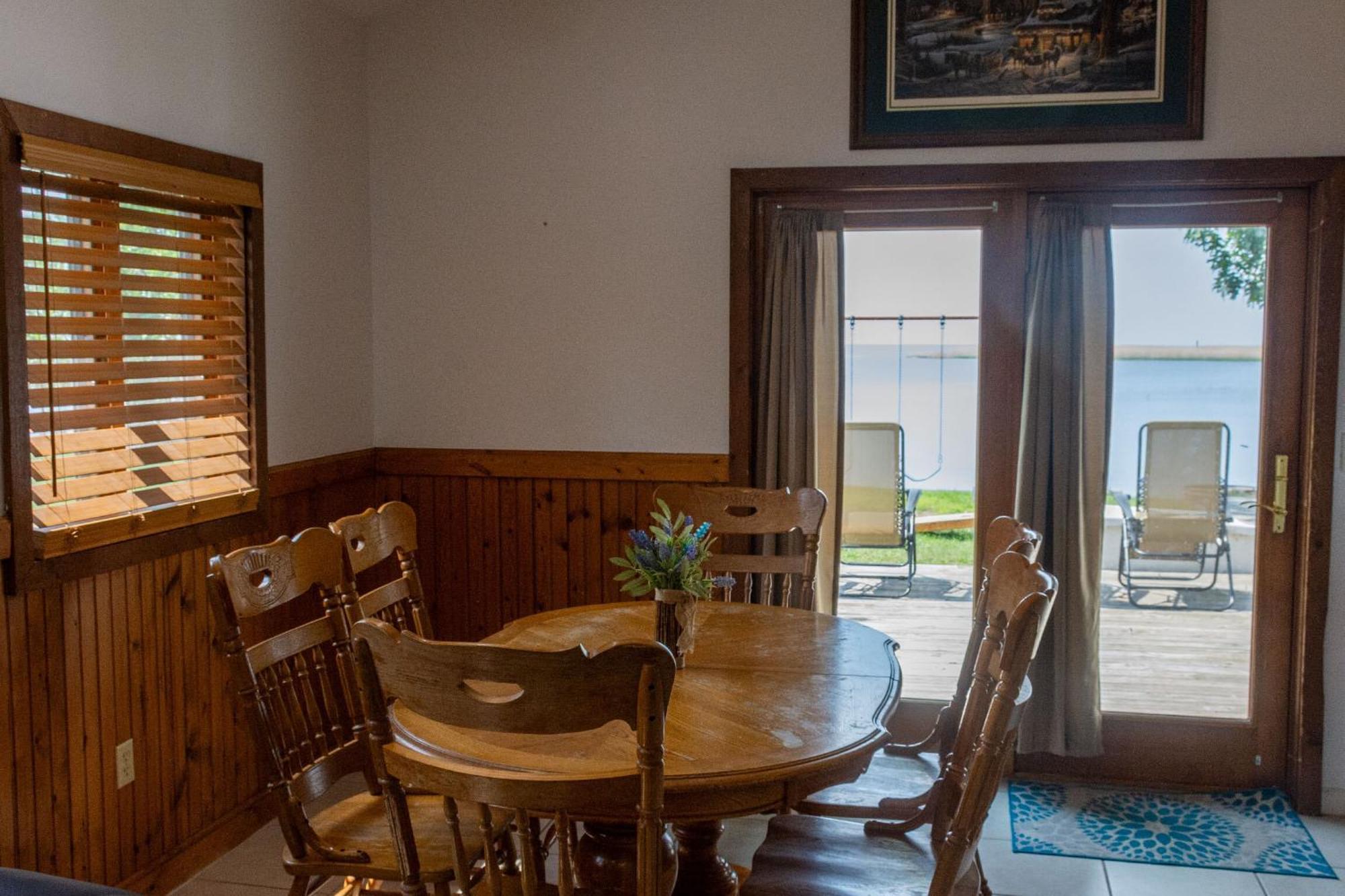 Cozy Home Lake Huron With Loft 2 Bedroom 1 Bathroom Au Gres Phòng bức ảnh